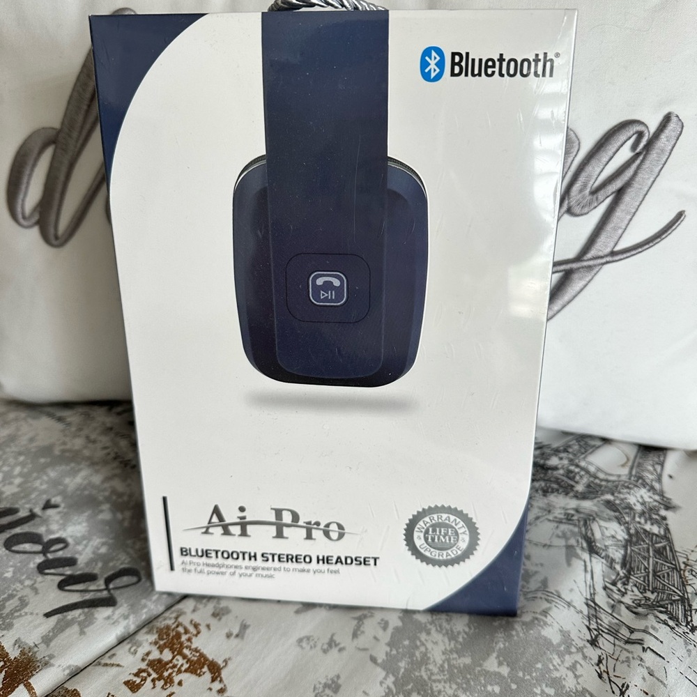 Bluetooth Stereo Headset - Navy Blue